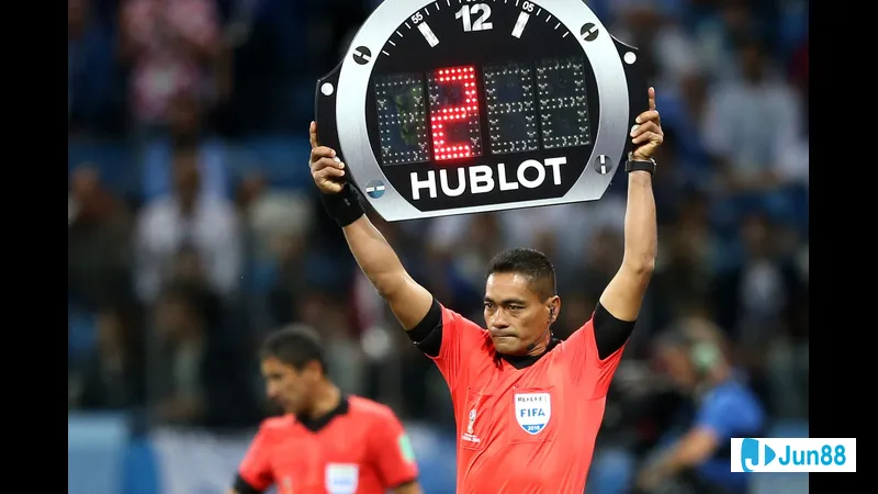 Bóng đá hồi bù giờ